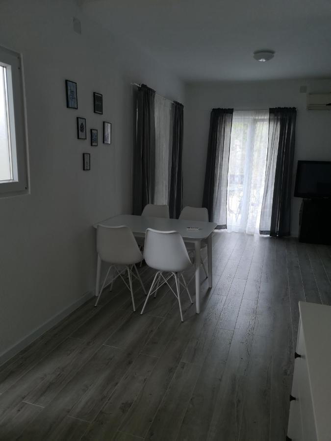 Apartmani Alma Podgora Εξωτερικό φωτογραφία